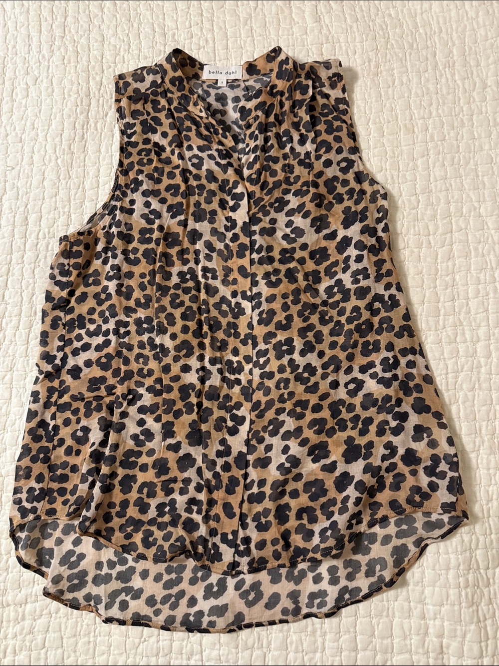 Bella Dahl Sleeveless Leopard Print Blouse in Brown and Black